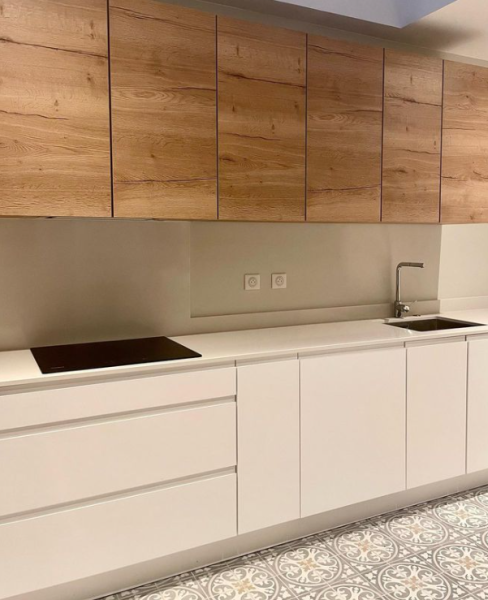 Cuisine sur mesure à La Teste de Buch avec plan de travail sur mesure